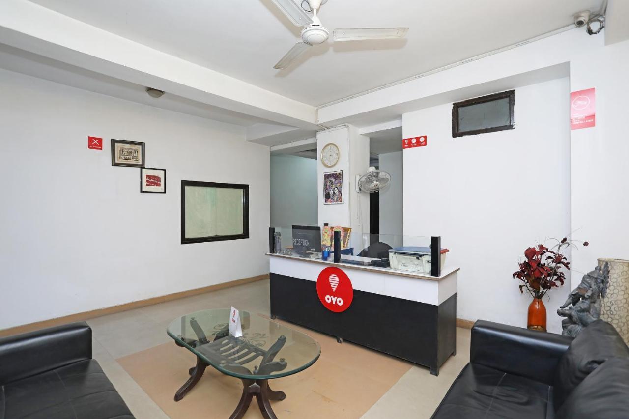 Oyo 11392 The Hotel Grand Hospitality Noida Exteriér fotografie